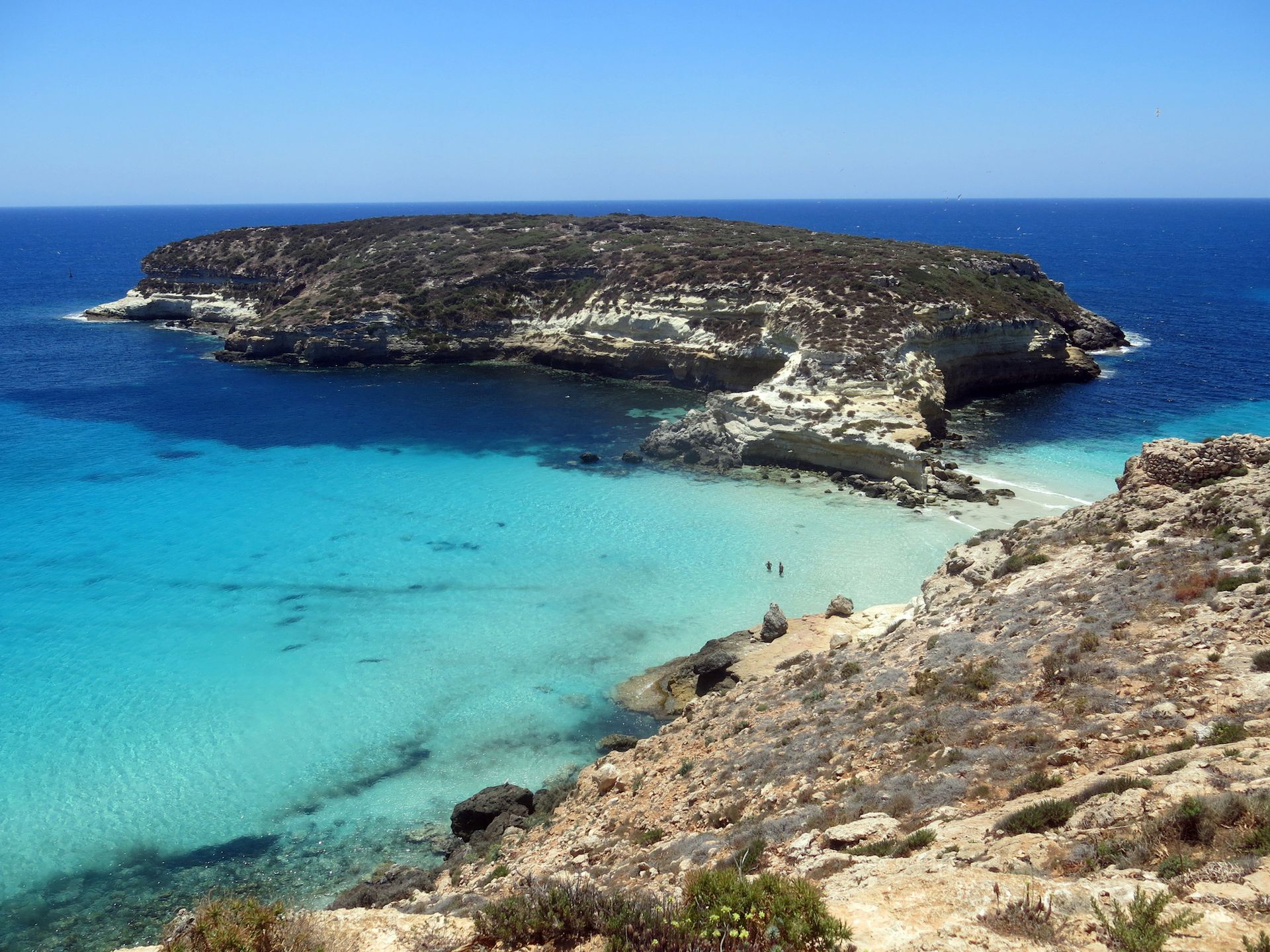 Le acque cristalline e le spiagge di Lampedusa, isola delle Pelagie