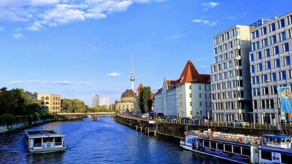La Porta di Brandeburgo a Berlino, simbolo della Germania unita