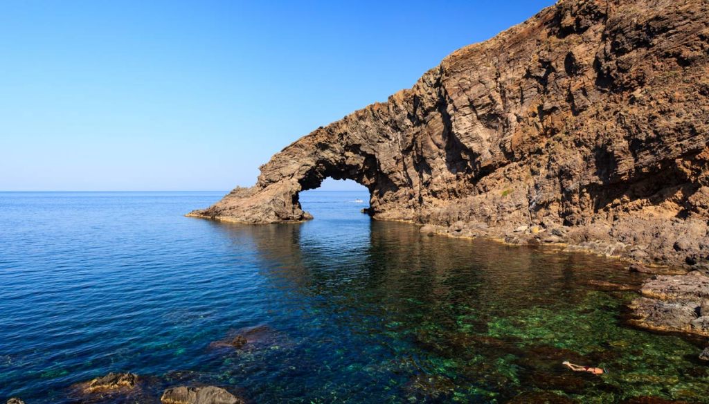 L'arco dell'elefante di Pantelleria