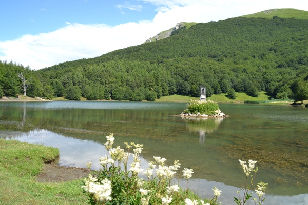 Lago di Calamone