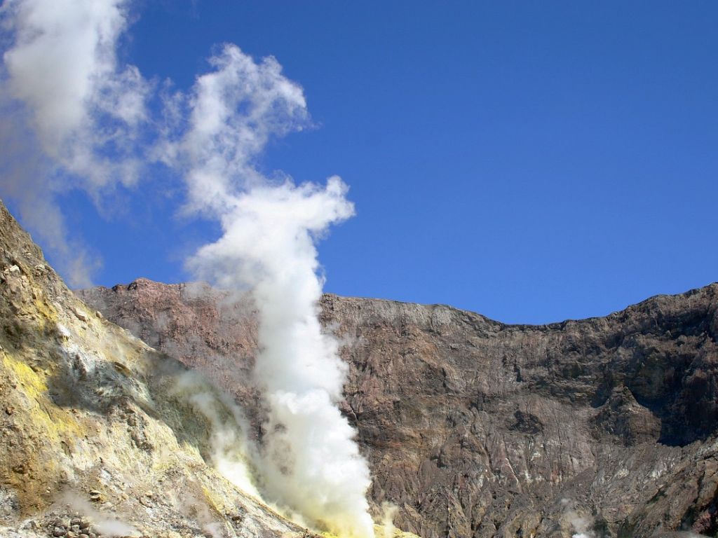 White Island, fumarole e zolfo