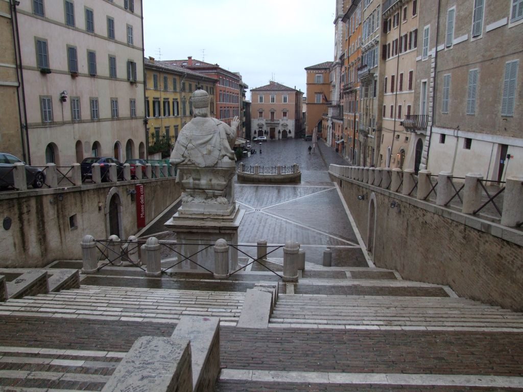 Ancona - Piazza del Plebiscito anche detta piazza del papa